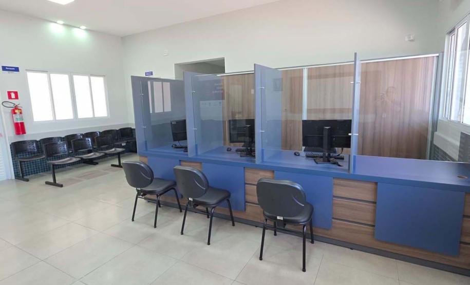 Estado inaugura Unidade de Saúde da Família em Cascavel e entrega 18 veículos