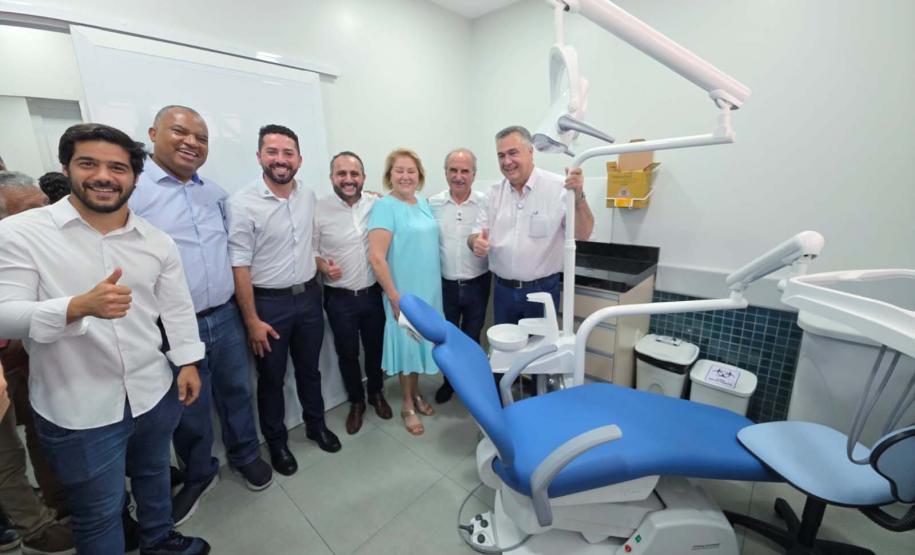 Estado inaugura Unidade de Saúde da Família em Cascavel e entrega 18 veículos
