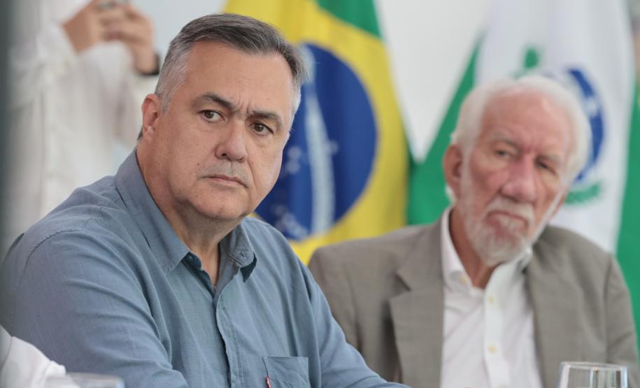 Paraná já tem 8 aplicações de polilamimina; Ratinho Junior recebe médicos e reforça apoio à pesquisa