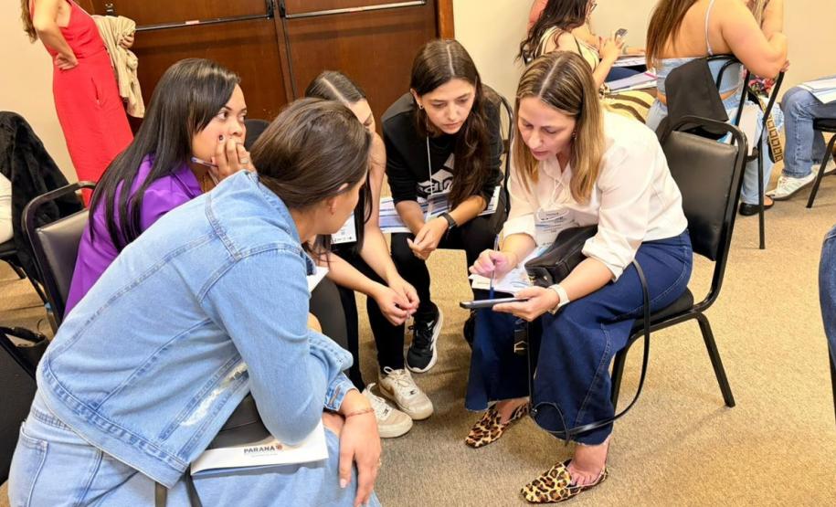 Oficinas geram capacitação prática e atraem profissionais de diversas áreas
