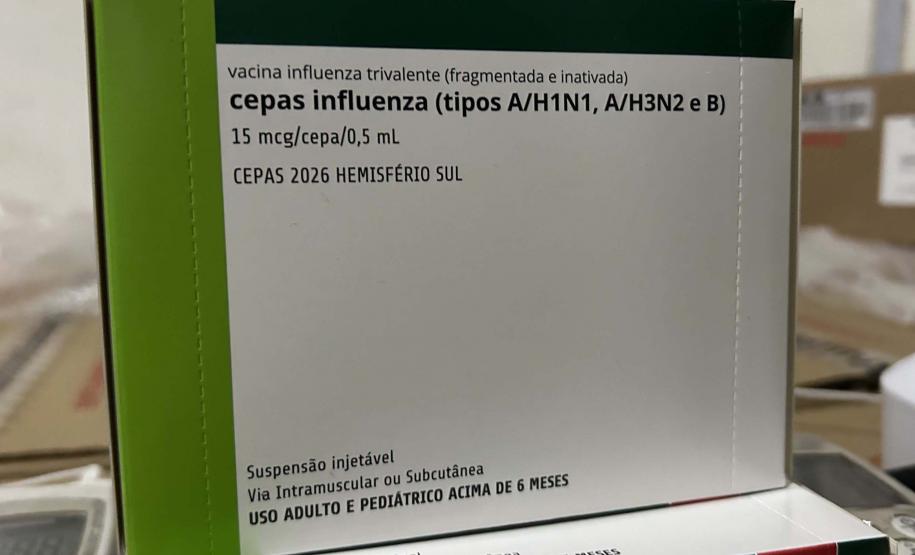 Paraná recebe 332 mil vacinas contra a gripe para início da campanha no próximo sábado