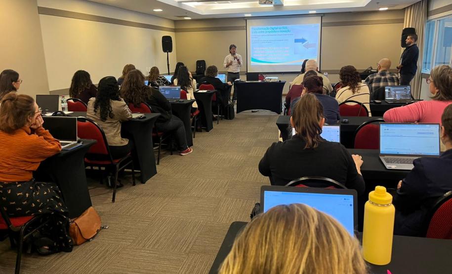 “IA na prática”: Sesa capacita gestores para agilizar respostas às demandas do SUS