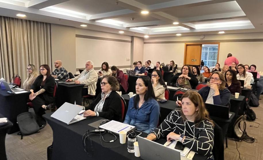 “IA na prática”: Sesa capacita gestores para agilizar respostas às demandas do SUS