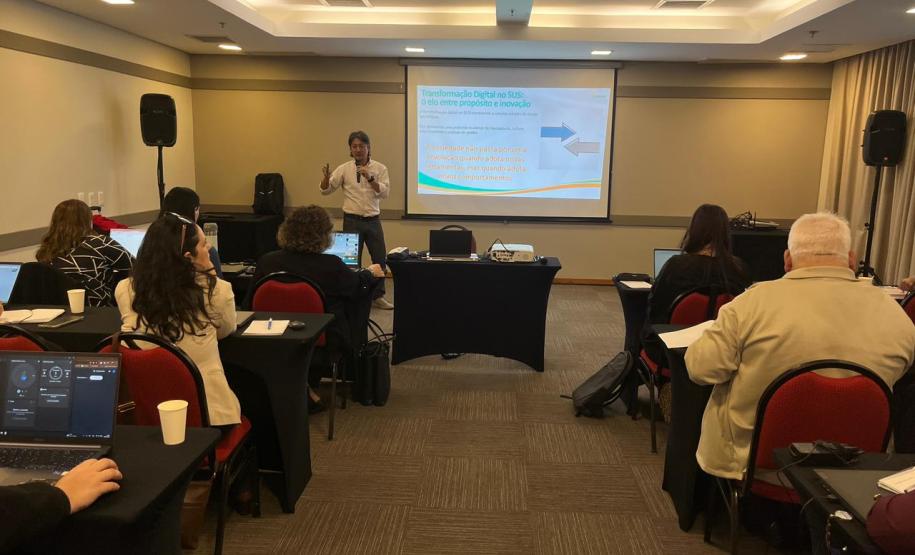 “IA na prática”: Sesa capacita gestores para agilizar respostas às demandas do SUS