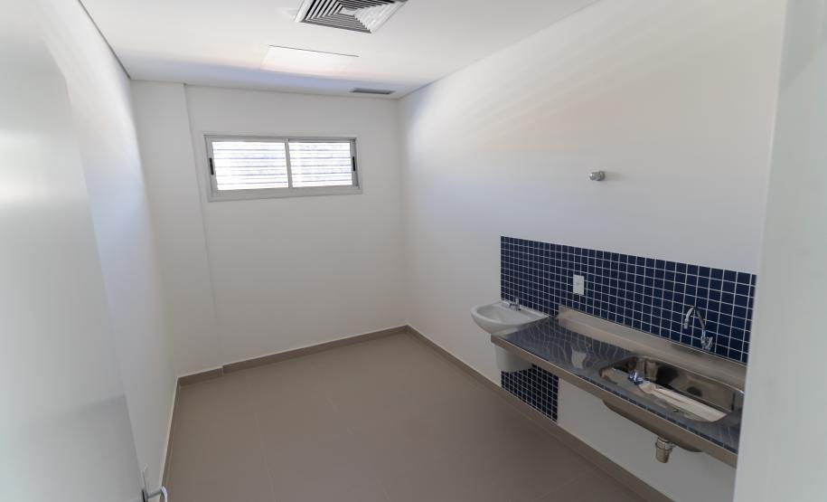 Ratinho Junior inaugura Ambulatório de Especialidades em Irati e autoriza novo Pronto Atendimento