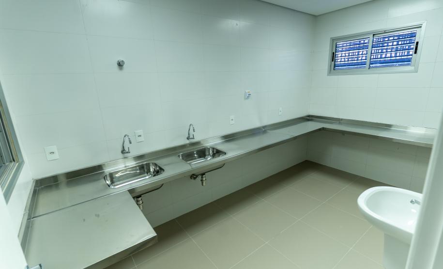 Ratinho Junior inaugura Ambulatório de Especialidades em Irati e autoriza novo Pronto Atendimento