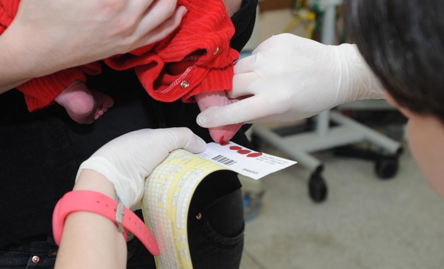 Paraná ampliará triagem neonatal e reforçará diagnóstico precoce com rastreio de 51 doenças