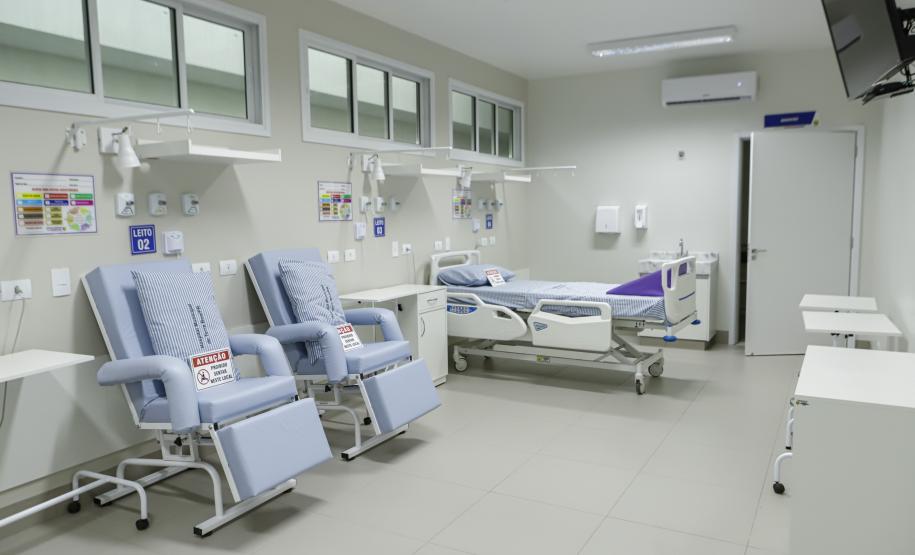 Estado inaugura hospital em Terra Boa e anuncia investimentos para pavimentação rural