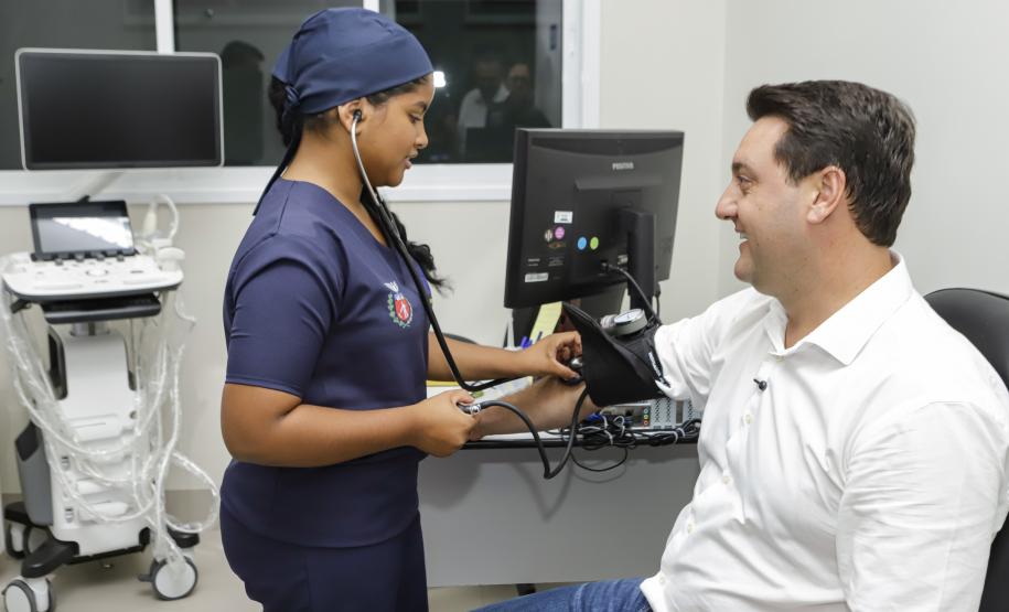 Estado inaugura hospital em Terra Boa e anuncia investimentos para pavimentação rural