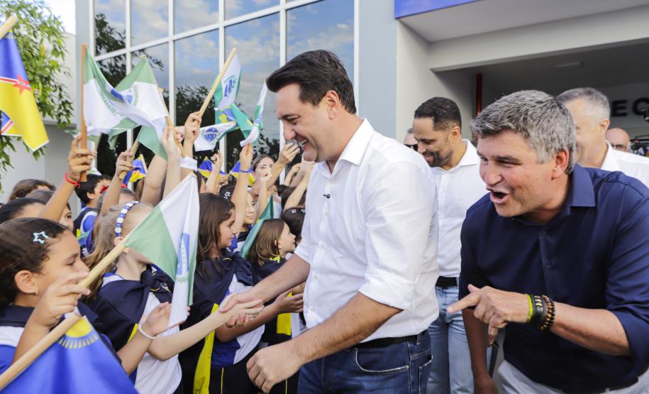 Estado inaugura hospital em Terra Boa e anuncia investimentos para pavimentação rural