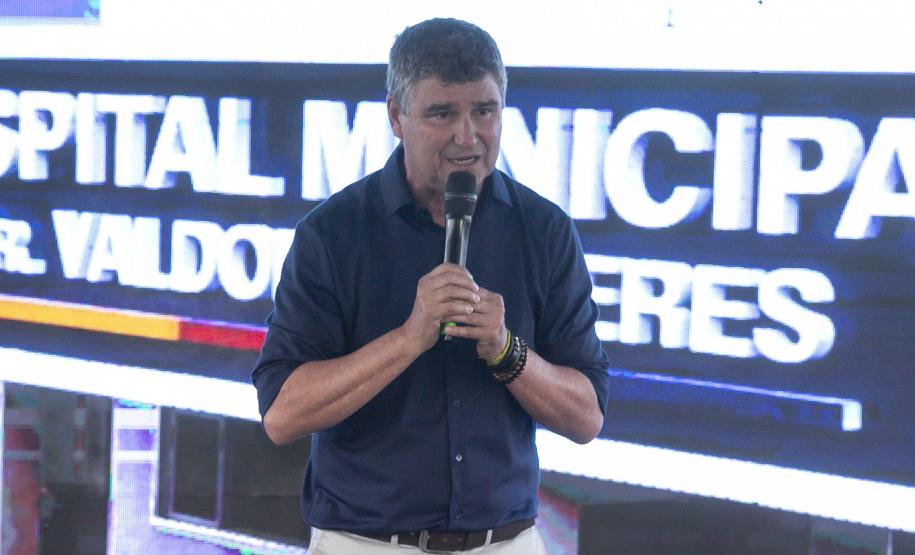 Estado inaugura hospital em Terra Boa e anuncia investimentos para pavimentação rural