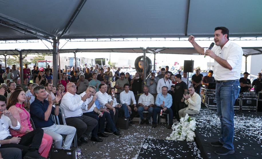 Estado inaugura hospital em Terra Boa e anuncia investimentos para pavimentação rural
