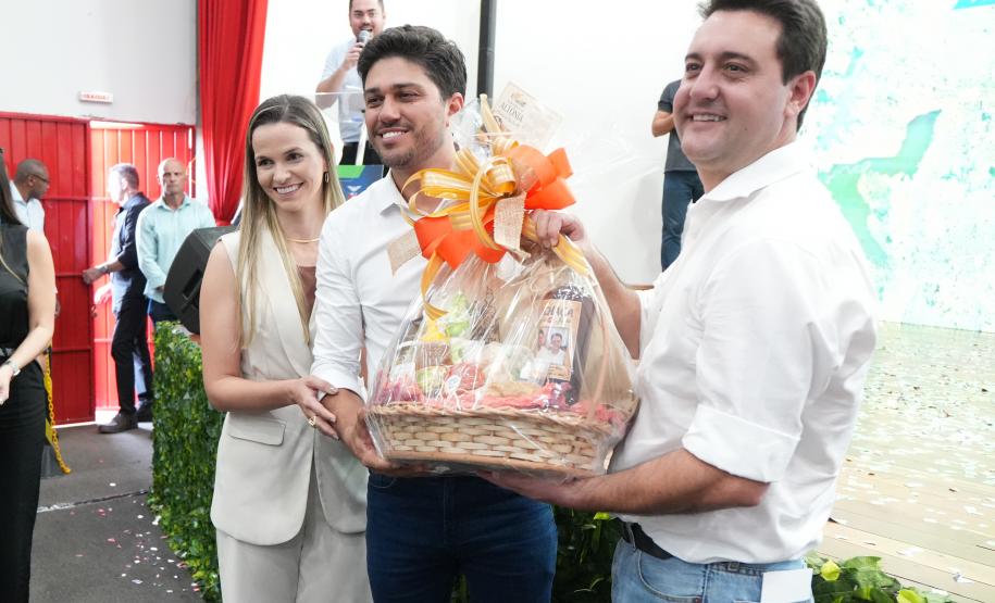 Ratinho Junior anuncia R$ 6,2 milhões para o Complexo Municipal de Saúde de Altônia