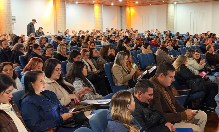 Especialistas discutem desafios e estratégias de enfrentamento da hanseníase no Paraná