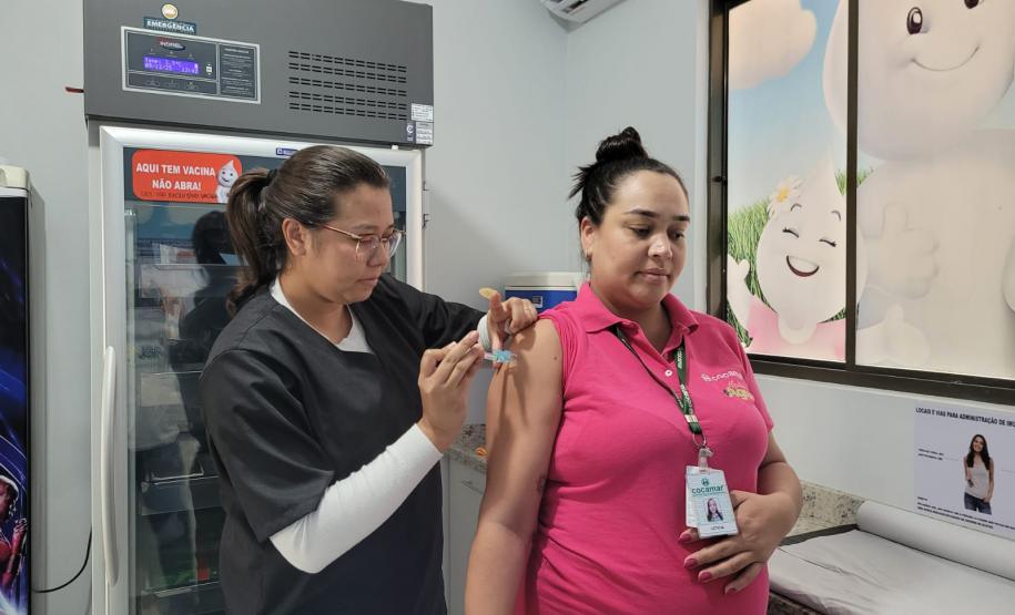 Após incorporar vacina para gestantes, Paraná registra queda de 83,5% nos internamentos de bebês