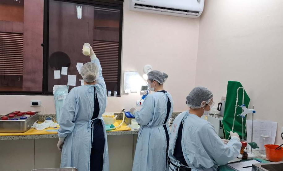A estrutura de 15 bancos de leite e 19 pontos de coleta foi responsável por alimentar quase 19 mil bebês que precisavam do suporte em 2025 e quase 5 mil entre os meses de janeiro a março de 2026