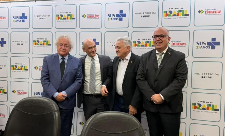 Secretário de Estado da Saúde do Paraná e vice-presidente da região Sul do Conass, César Neves, destacou que o Paraná estruturou fluxos para garantir tratamento humanizado