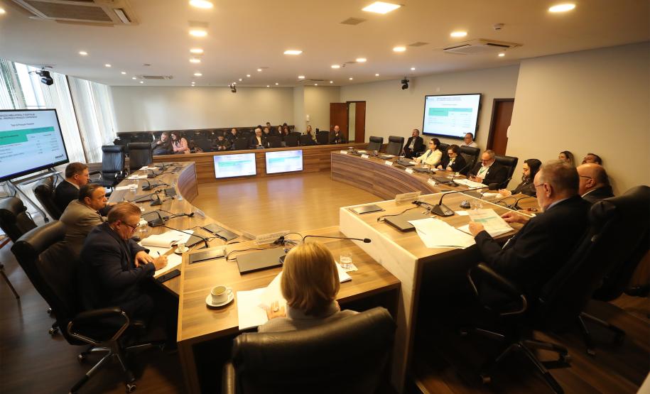 Paraná investe 15% do orçamento em saúde e supera mínimo constitucional no 1.º quadrimestre