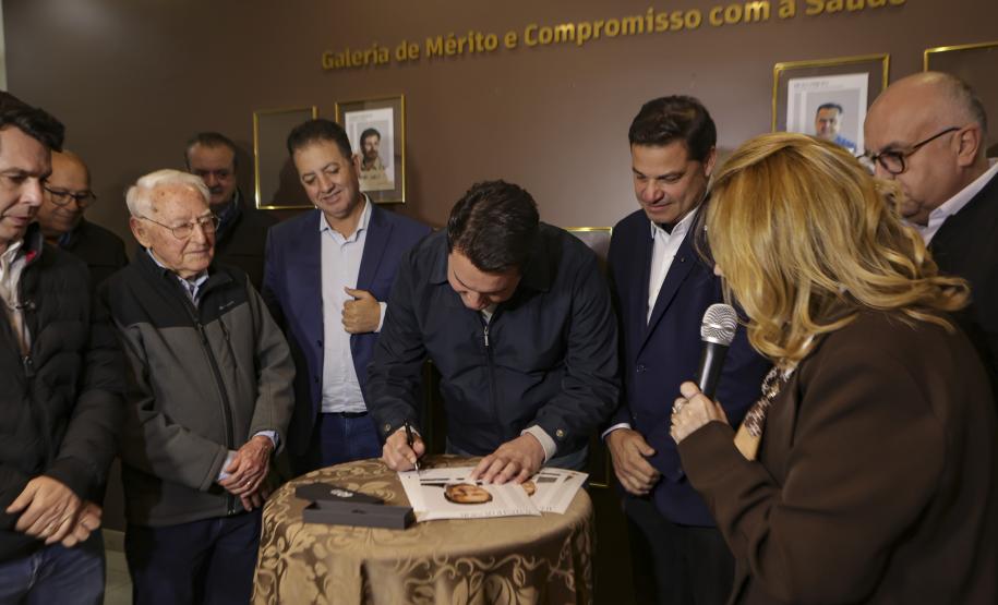 Estado assina convênio de R$ 121 milhões para ampliar Hospital do Câncer de Londrina