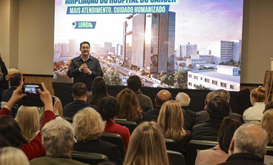 Estado assina convênio de R$ 121 milhões para ampliar Hospital do Câncer de Londrina