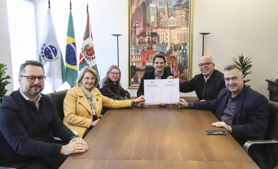 R$ 100 milhões: Estado e Curitiba assinam convênio para construção do Hospital Bairro Novo