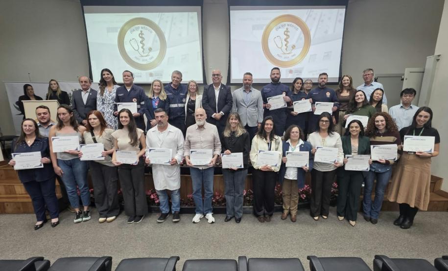 Dia do Médico é celebrado com homenagens em evento no Hospital Municipal do Idoso Zilda Arns