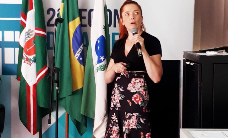 Saúde intensifica vacina da febre amarela . Representantes dos 29 municípios que compõem a 2ª Regional de Saúde, o que inclui o município de Curitiba, participaram de reunião na manhã desta quarta-feira (16) para receber orientações.