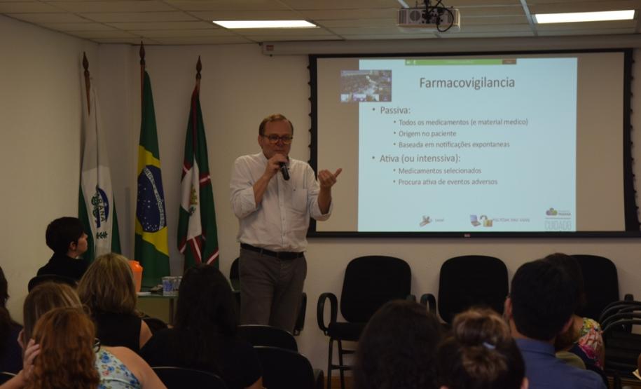 Nos dias 23 e 24 de janeiro a Secretaria da Saúde do Paraná (SESA) realizou o segundo módulo de capacitação para os farmacêuticos das 22 regionais de saúde, com o objetivo de implementação de serviços de cuidado farmacêutico.