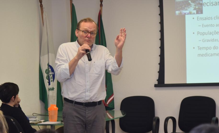 Nos dias 23 e 24 de janeiro a Secretaria da Saúde do Paraná (SESA) realizou o segundo módulo de capacitação para os farmacêuticos das 22 regionais de saúde, com o objetivo de implementação de serviços de cuidado farmacêutico.