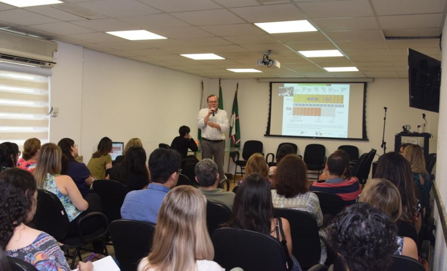 Nos dias 23 e 24 de janeiro a Secretaria da Saúde do Paraná (SESA) realizou o segundo módulo de capacitação para os farmacêuticos das 22 regionais de saúde, com o objetivo de implementação de serviços de cuidado farmacêutico.