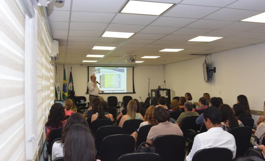 Nos dias 23 e 24 de janeiro a Secretaria da Saúde do Paraná (SESA) realizou o segundo módulo de capacitação para os farmacêuticos das 22 regionais de saúde, com o objetivo de implementação de serviços de cuidado farmacêutico.