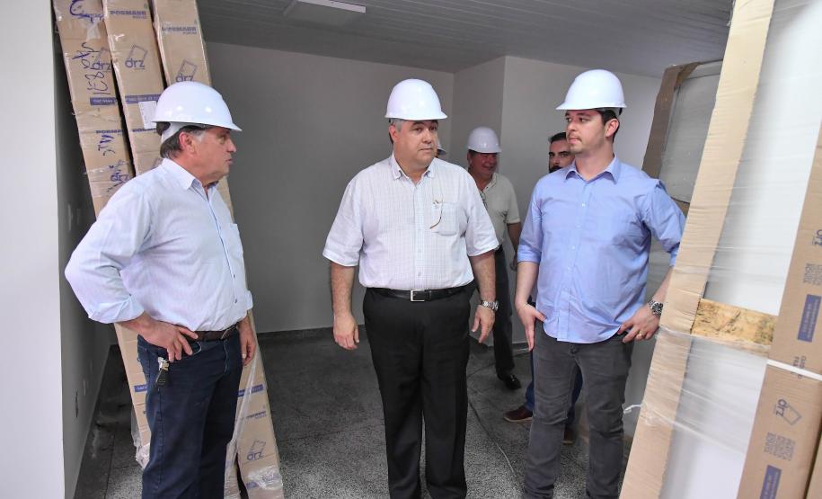 Secretário vista hospitais em Umuarama e reafirma compromisso com gestão regionalizada da saúde