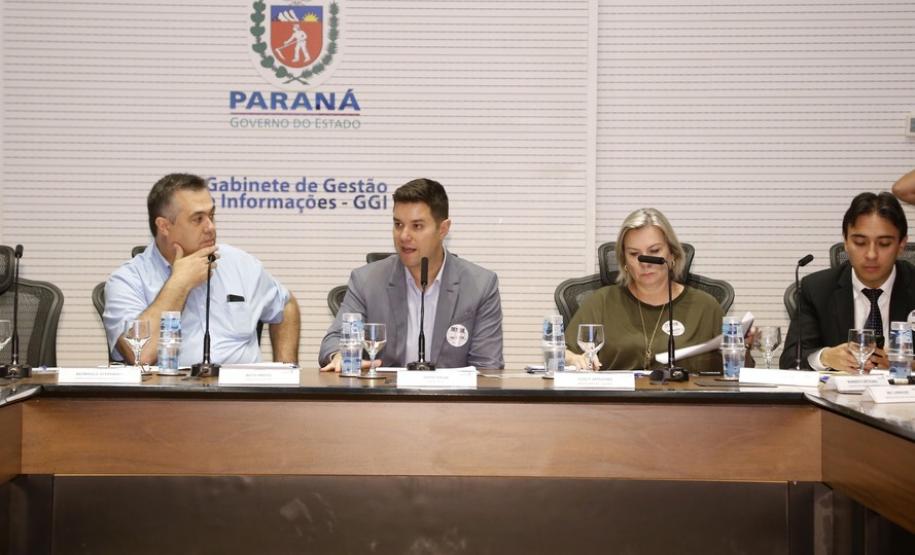 12/12/2019 - Reunião sobre ações contra a dengue.