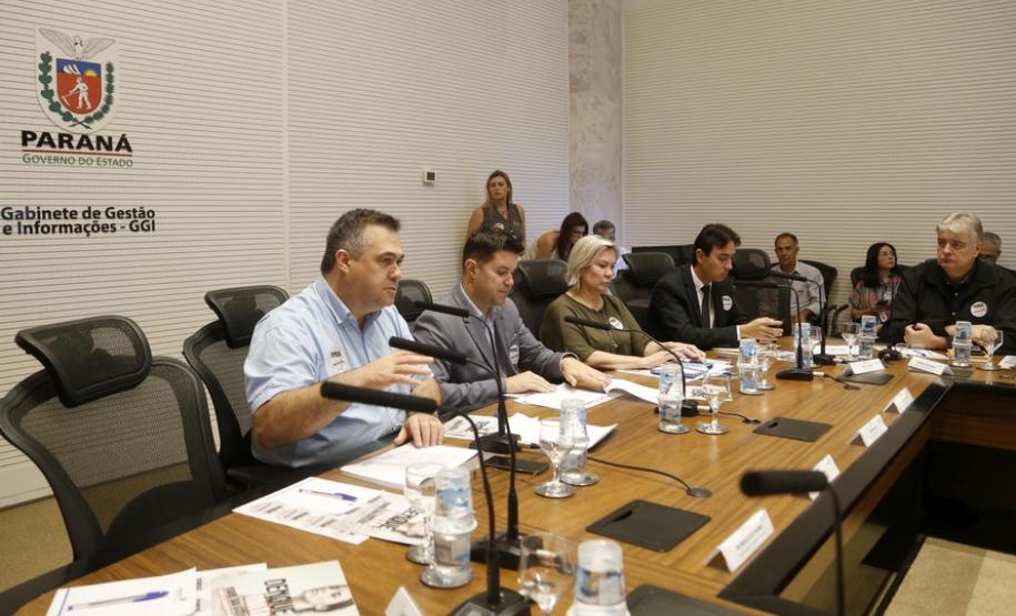 12/12/2019 - Reunião sobre ações contra a dengue.