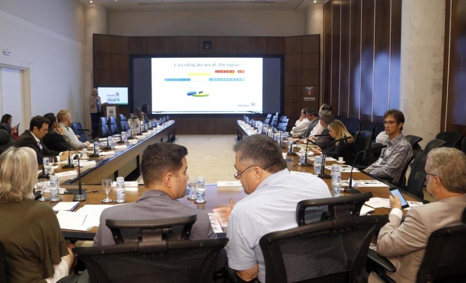 12/12/2019 - Reunião sobre ações contra a dengue.
