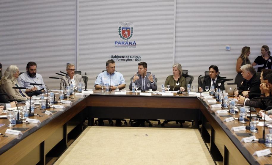 12/12/2019 - Reunião sobre ações contra a dengue.