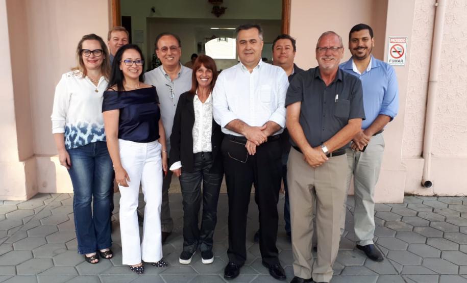 Secretário participa de entrega de UBS e visita hospital em Rio Negro