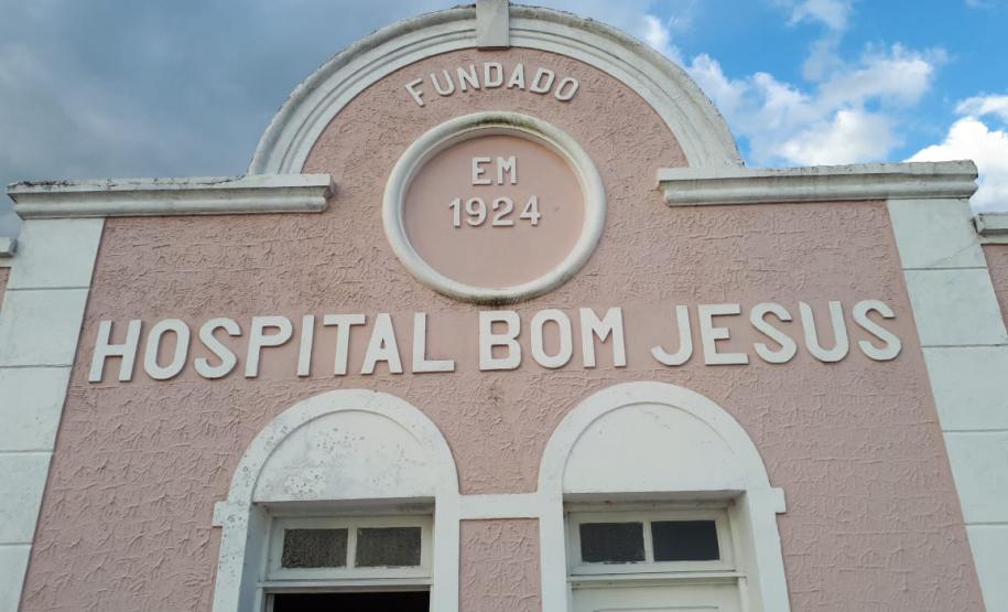 Secretário participa de entrega de UBS e visita hospital em Rio Negro