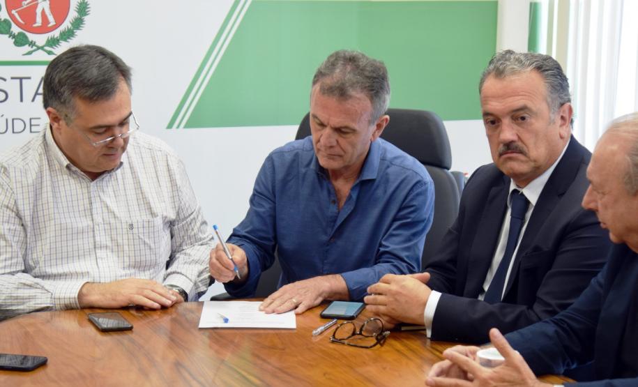 Sesa oficializa repasse de emendas parlamentares para Hospital do Câncer de Guarapuava