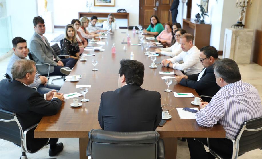 Governo e médicos alinham estratégias contra a Covid-19