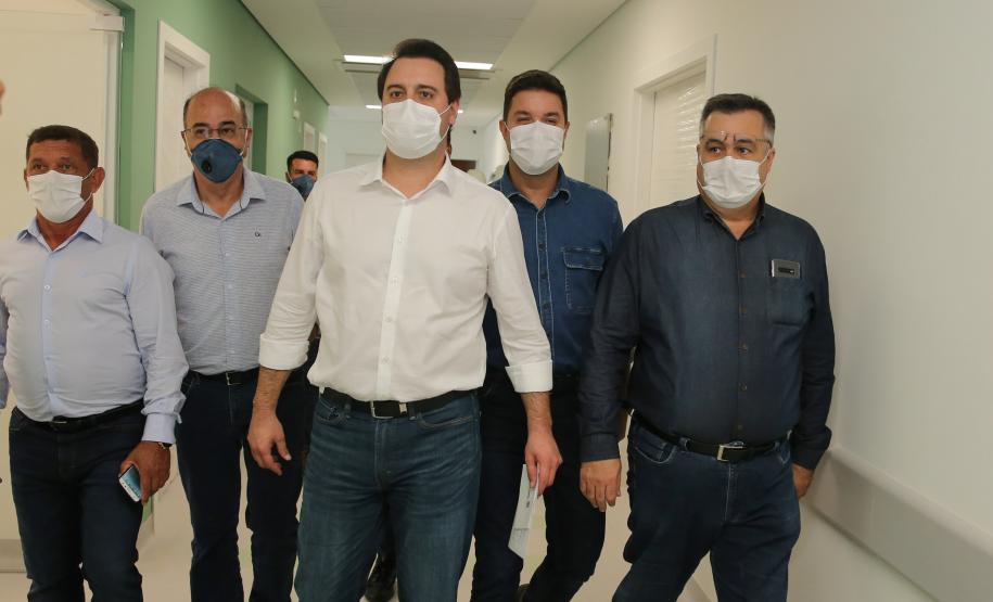 O Governador Carlos Massa Ratinho Junior visita nesta terça-feira (14/04)  as instalações do Hospital Regional de Ivaiporã que terá 104 leitos, sendo 10 reservados para Unidade de Terapia Intensiva (UTI), centro cirúrgico e enfermarias.  Ivaipora, 14/04/2020 - Foto: Geraldo Bubniak/AEN