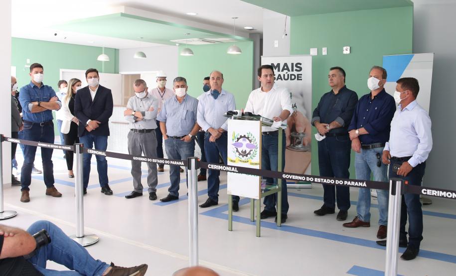 O Governador Carlos Massa Ratinho Junior visita nesta terça-feira (14/04)  as instalações do Hospital Regional de Ivaiporã que terá 104 leitos, sendo 10 reservados para Unidade de Terapia Intensiva (UTI), centro cirúrgico e enfermarias.  Ivaipora, 14/04/2020 - Foto: Geraldo Bubniak/AEN