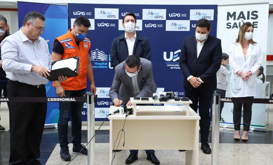 Governo destina R$ 28 milhões para HU dos Campos Gerais