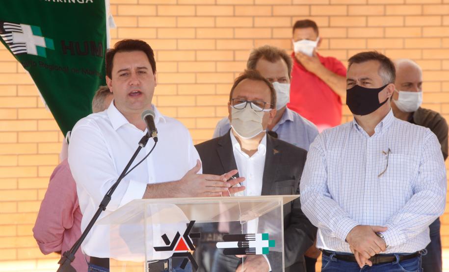 Governo garante 108 novos leitos para o Hospital Universitário de Maringá 24/04/2020 Governador Carlos Massa Ratinho Junior, entrega leitos do Hospital Universitario de MaringaFoto Gilson Abreu