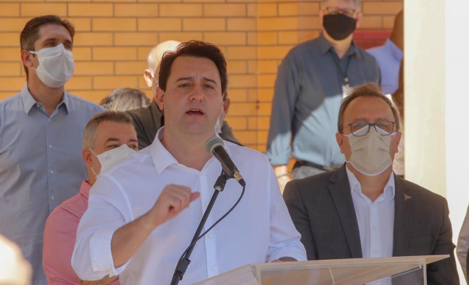 Governo garante 108 novos leitos para o Hospital Universitário de Maringá 24/04/2020 Governador Carlos Massa Ratinho Junior, entrega leitos do Hospital Universitario de MaringaFoto Gilson Abreu