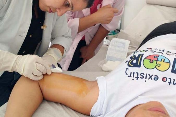 Implante contraceptivo no SUS 2026: Paraná treina 400 profissionais e ganha escala
