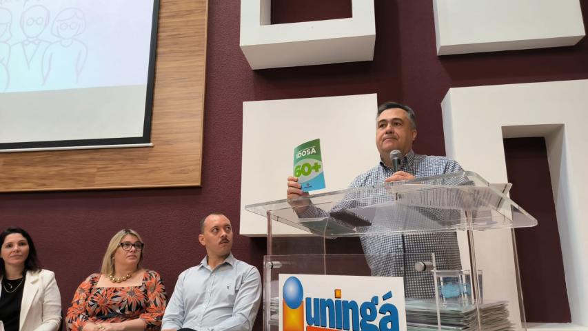 Saúde apresenta cadernetas de idosos, gestantes e crianças para cidades do Norte e Noroeste