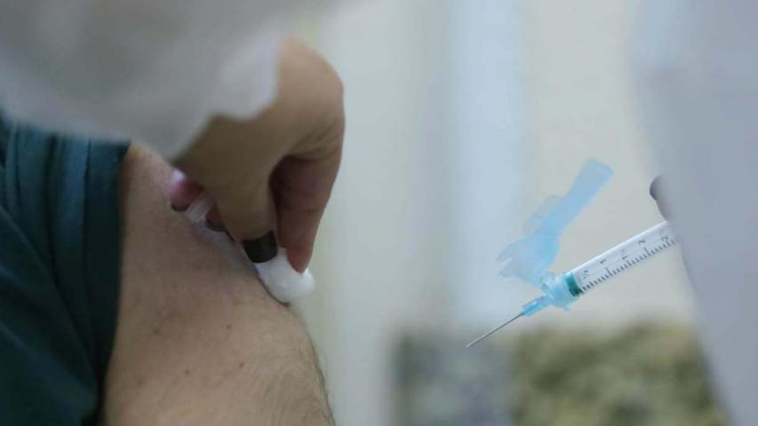 A circulação do vírus Influenza A continua em queda no Paraná, de acordo com dados atualizados nesta segunda-feira (21) pelo Laboratório Central do Estado (Lacen).