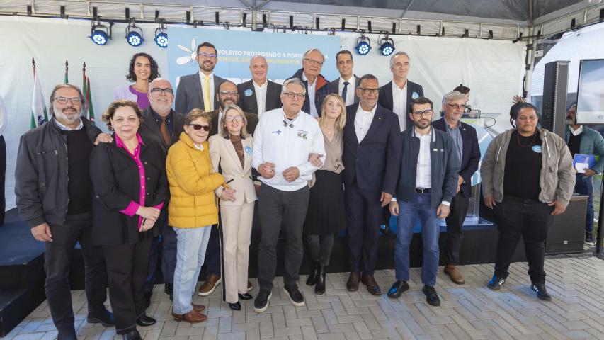 Paraná inaugura a maior biofábrica de mosquitos do mundo de combate à dengue