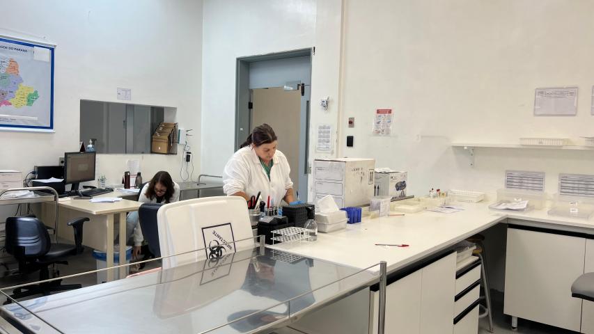 Paraná reforça orientações para coleta correta de amostras de alimentos para programas de monitoramento da qualidade